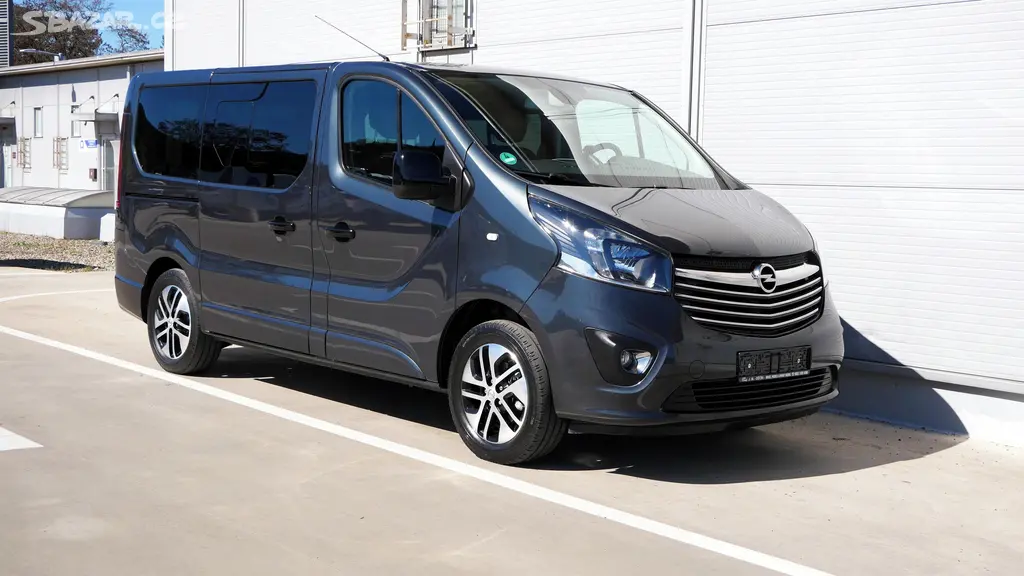 Opel Vivaro, 1.6 LIFE,KŮŽE,SPANÍ,WEBASTO,7M